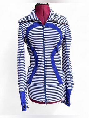 Lululemon In Stride Jacket, Blue/White Stripe, Size 6
